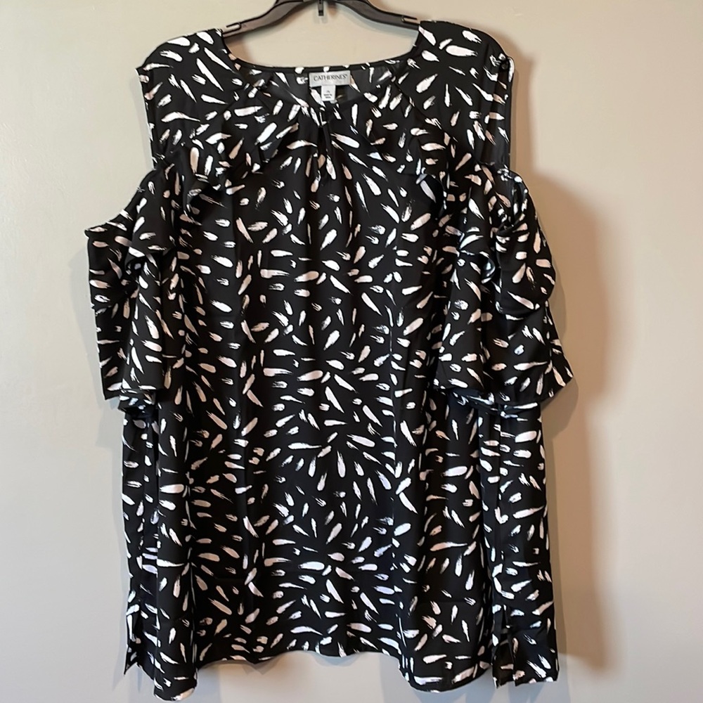 NWOT Catherines cold shoulder blouse